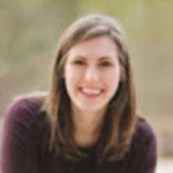 Meet your Posher, Olivia - Picture 1 of 1